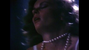 Deep Dicked on a Bed of Pillows