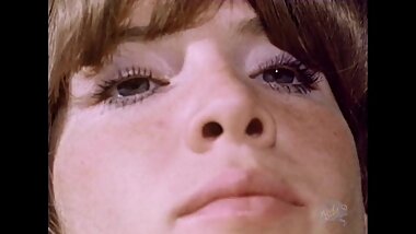 Classic Porn: Doctor gives her Twat a Mouth Checkup