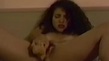 Vintage Amateur Masturbating with Dildo