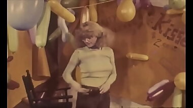 Dark Lantern Entertainment presents '_A Vintage Christmas Balloon Shop'_