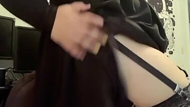 BBW LATINA TEASES YOU WITH THICK THIGHS